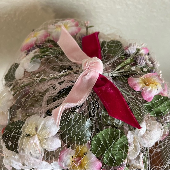 Vintage 1960’s Floral and Berry Veiled Hat main image 7